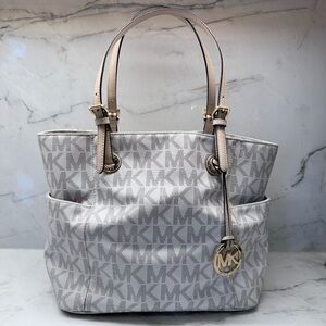 Michael Kors Jet Set Large Travel Tote Shoulder Bag MK Logo Vanilla/Tan